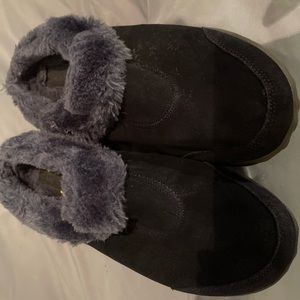 Skechers GoWalk Mule ….Soft suede mule with faux fur upper and lining.